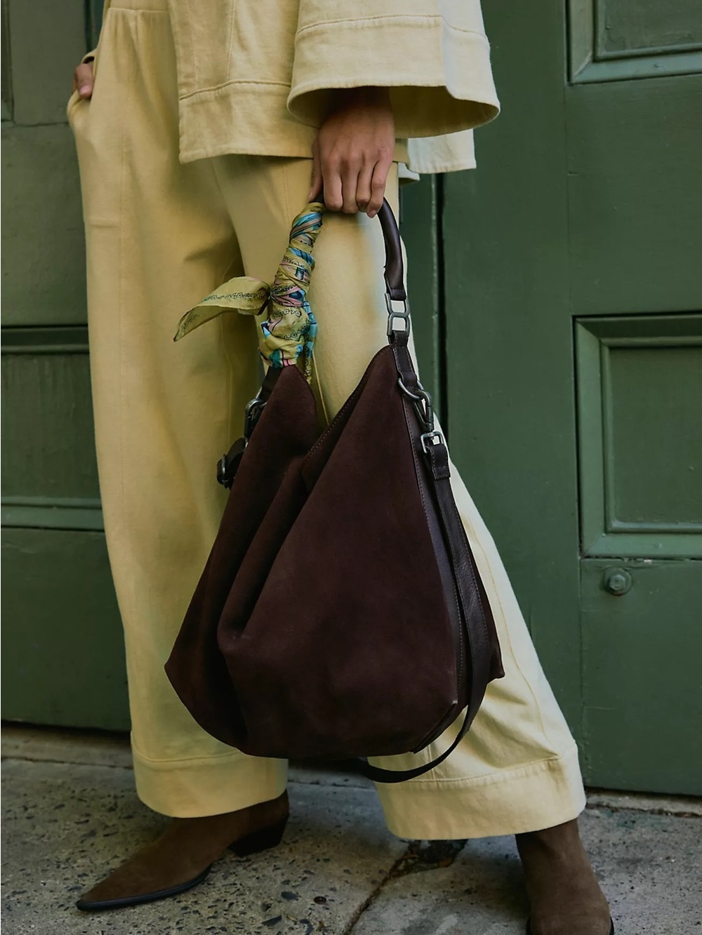 Free People Suzie Suede Slouchy Tote Bag in Espresso Brown NWT - Picture 1 of 10